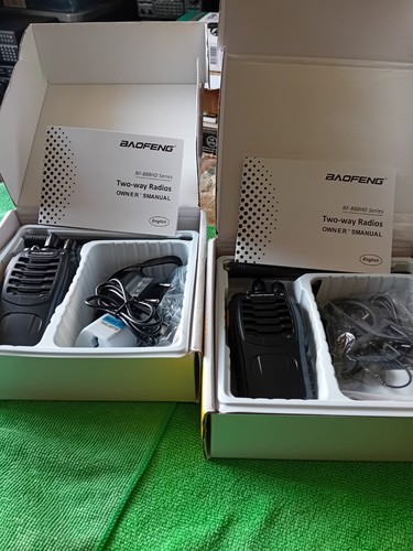 Baofeng 888 x2 radios - hd,