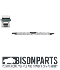 "LOWER GRILLE PANEL UPPER MESH