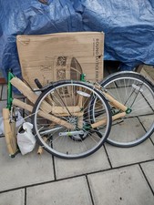 AMMACO LADIES DUTCH STYLE CITY BICYCLE IN GREEN WITH BASKET NEEDS ASSEMBLING