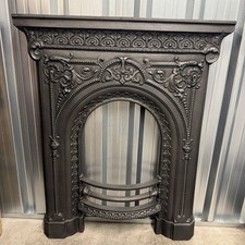 Restored Cast Iron Antique Early Victorian Bedroom Fireplace / Fire Surround 