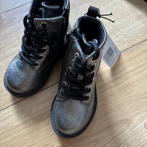 Girl boots - girl,