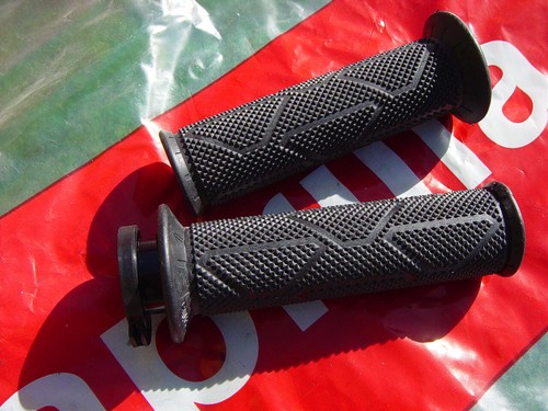 Rubber grip set - black, rs250