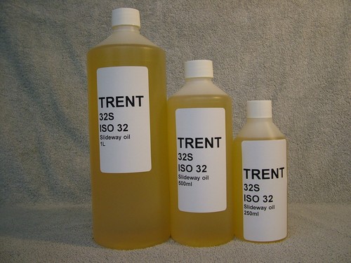 Slideway oil lubricant - slideway,