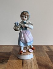 Vintage porcelain Figurine