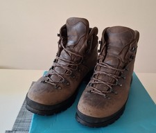 Scarpa walking boots size 11