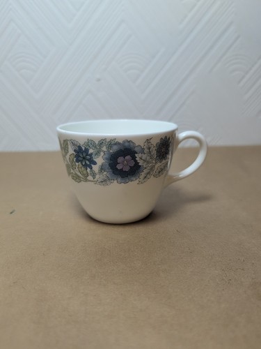 Vintage wedgwood bone china - wedgwood,