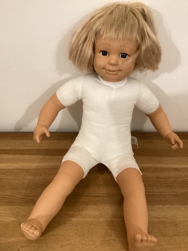 Smoby doll rosy with cut - doll,