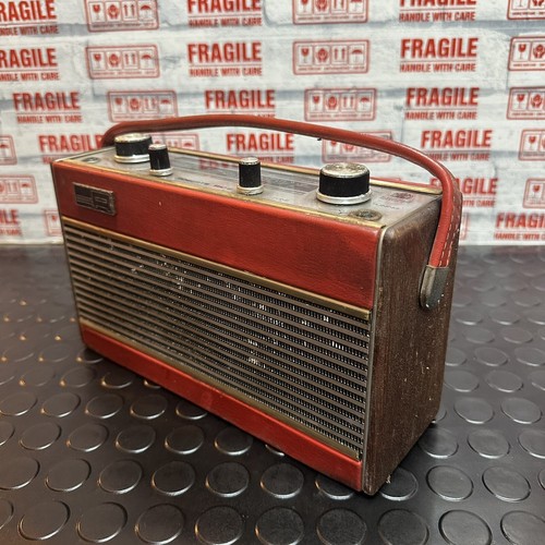 Vintage roberts portable radio - vintage,