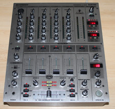 Behringer Djx700 Dj Mixer
