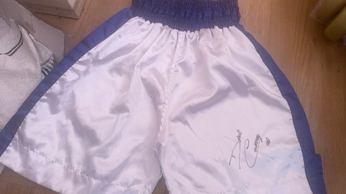 Dave courtney signed boxing - dave,