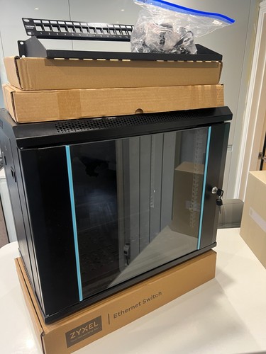 Network cabinet 12u black - cabinet,