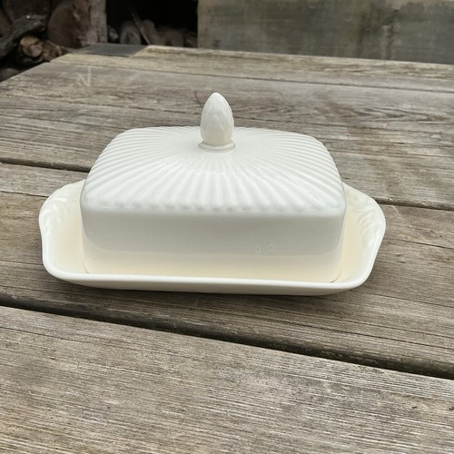 Wedgwood bone china creamware - china,
