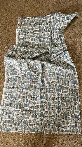 Beach huts fabric off - off, cut