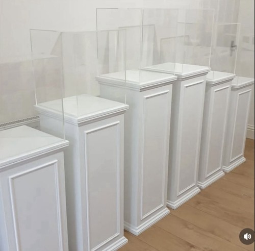 Bridal podium plinth stand - plinth,