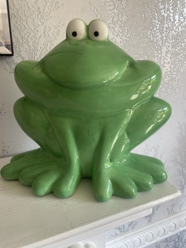 Ceramic frog wall plaque - frog,