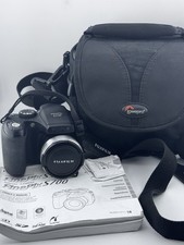 Fujifilm FinePix S5700 Digital