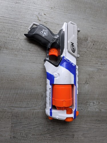 Nerf strongarm strike toy - strongarm,