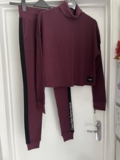 Calvin Klein - Performance 2 Piece Burgundy Outfit - New With Tags