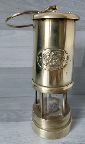 Solid brass welsh - solid, cymru