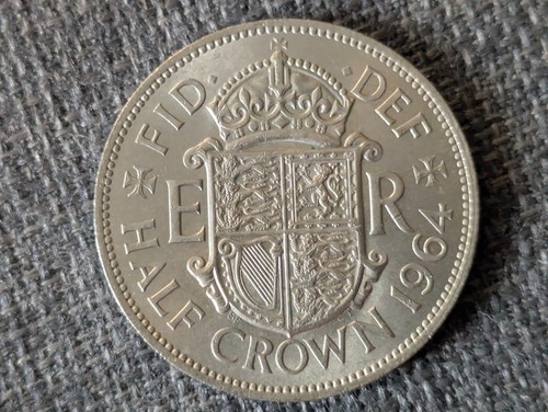 1964 uncirculated half crown - uncirculated,