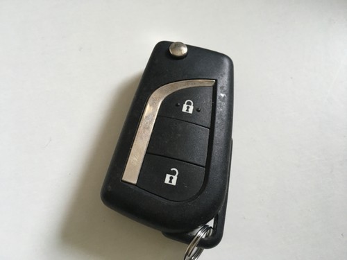 Toyota button remote - 2, key