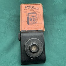 VP  TWIN BAKELITE POCKET CAMERA WITH ORIGINAL BOX 