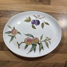 Evesham Gold Royal Worcester Oval Dinner Plate 11.5”