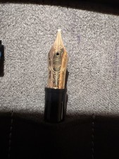 Aurora 18 Carat Gold Italic