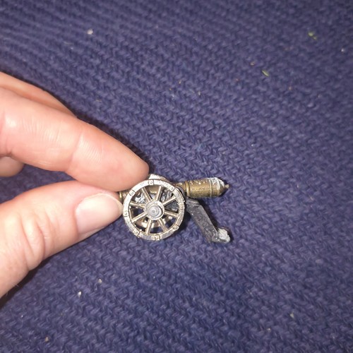 Vintage miniature metal field - miniature,