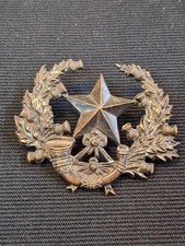 CAMERONIANS SCOTTISH RIFLES VICTORIAN CAP BADGE BLACKENED BRASS ON LUGS GENUINE 
