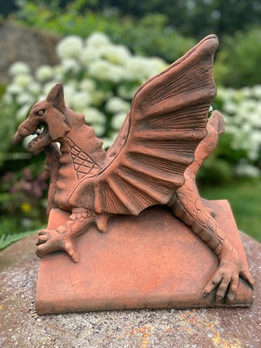 Brecon dragon roof finial 100