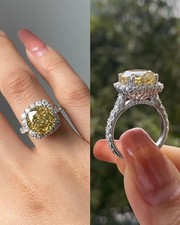 2.50 Ct Round Natural Yellow