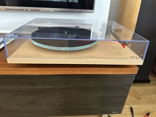 Rega turntable light oak - rega,