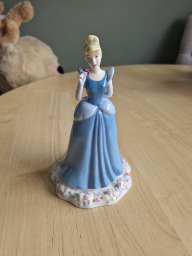 Royal doulton walt disney - doulton,