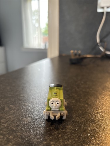 Thomas and friends mini - thomas,