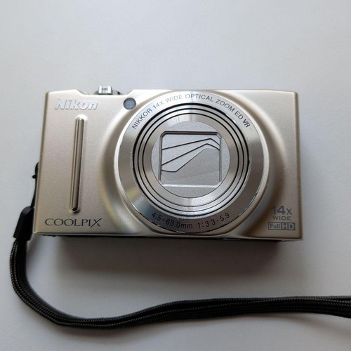 Nikon coolpix s8200 - coolpix, compact