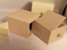 NEW. Hot Diamonds jewellery pendant large gift box