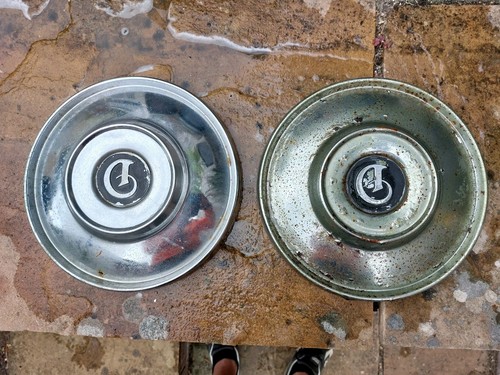 Daimler hubcaps 5 inch - 10.5,