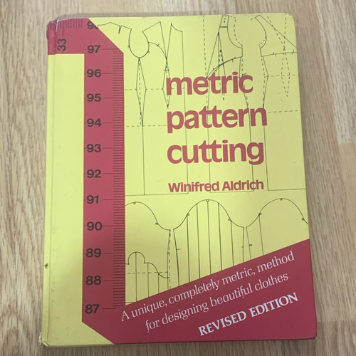 Mills boon metric - &,