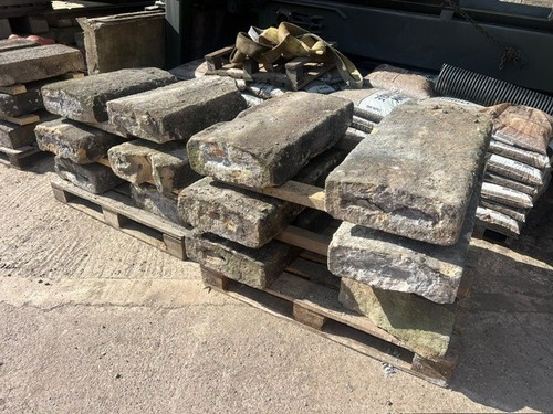 Reclaimed sandstone coping - reclaimed,