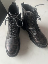 Ladies PAVERS Leopard Print