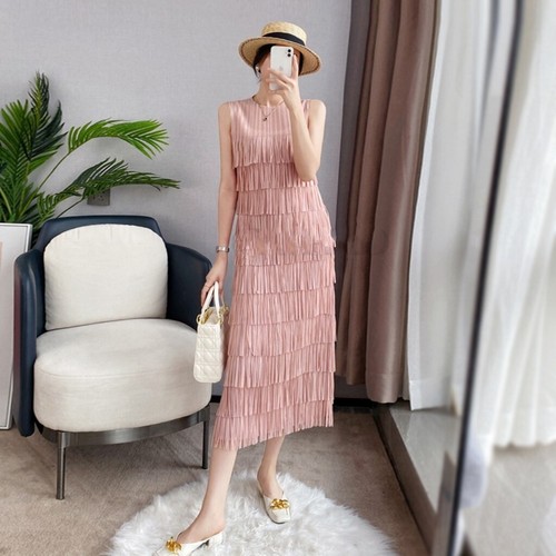 Pleats please issey - please, style