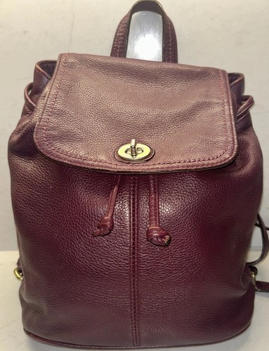 Coach f24385 pebbled leather - pebbled,