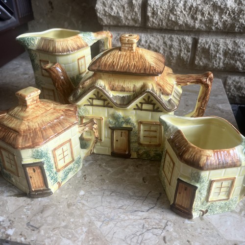 Vintage keele pottery - vintage,