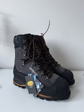 Stein Defender Class 2 Chainsaw Boots Size 9. Brand New