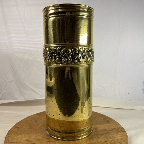 Vintage pounded brass finish - pounded,