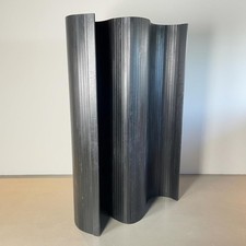 VINTAGE 1970s SCREEN ROOM