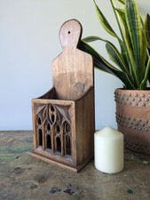 RUSTIC CARVED WOODEN COUNTRY