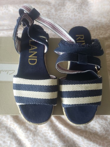 Brand new womens - womens, island