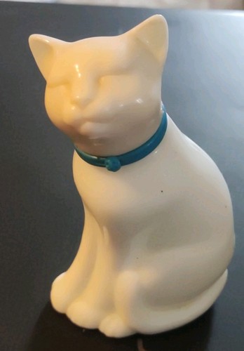 Vintage avon white - avon,